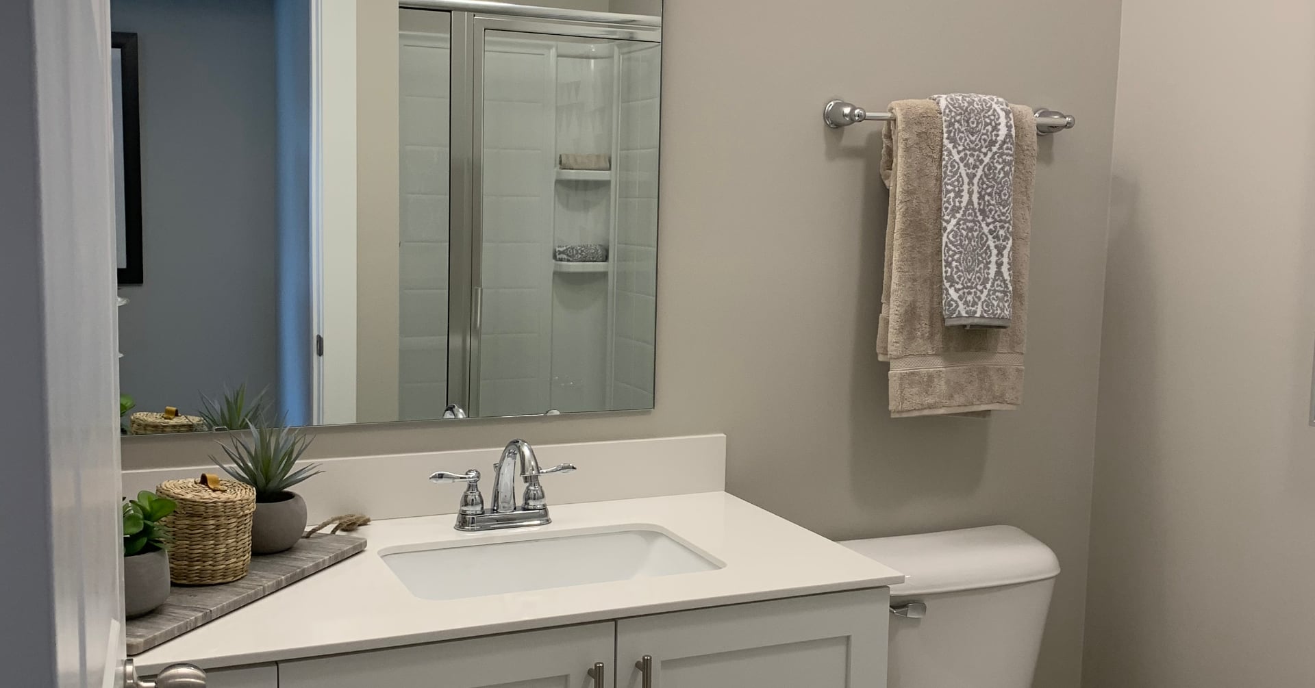 Apartment Gallery Harmony Apartment Homes